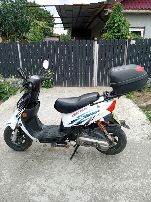 De vânzare scuter fără permis