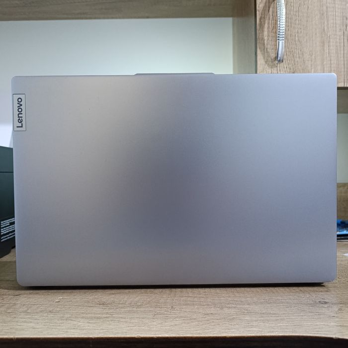 Lenovo Laptop 13-avlod