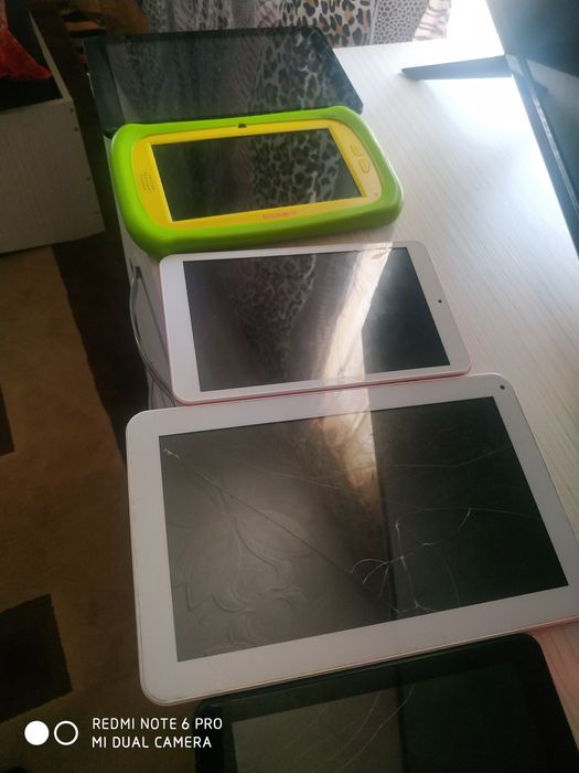 Tablete de piese