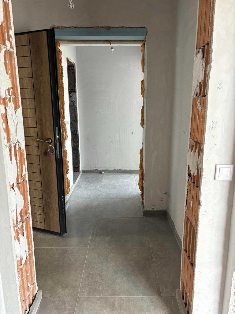 Продава се Двустаен апартамент в Пловдив, Каменица 2 - 71 кв.м за 1592 €/кв.м - Снимка #2