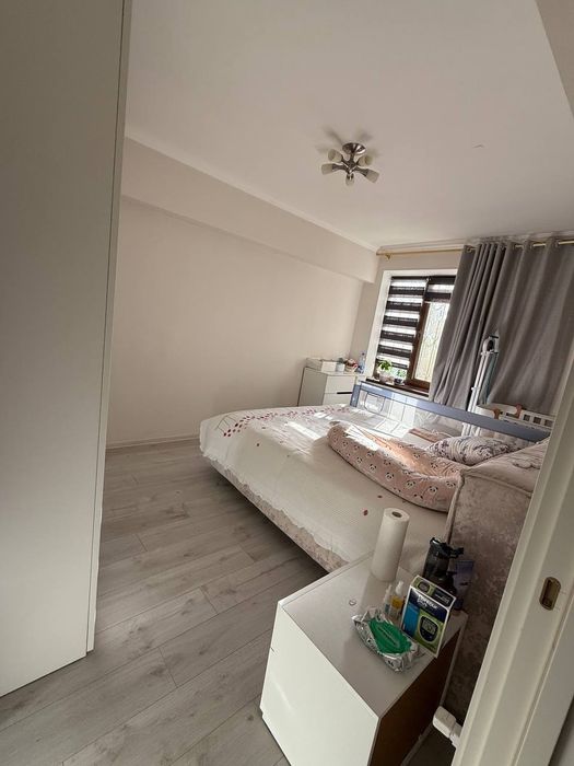 Продается 4х ком квартира на Ц-5, ор-р: Монумент Мужества, 82 м²