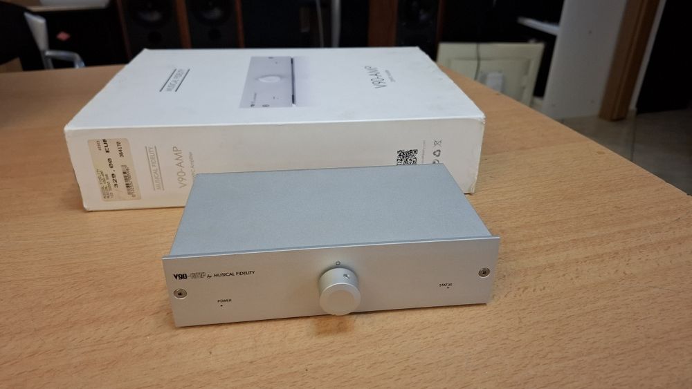Musical fidelity  v90-amp amplificator