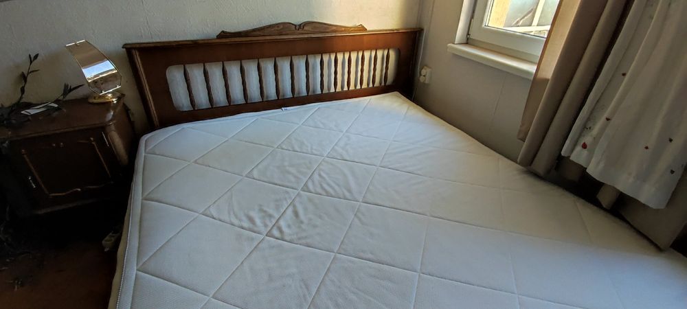 Двойки легло спалня от масивна дървесина