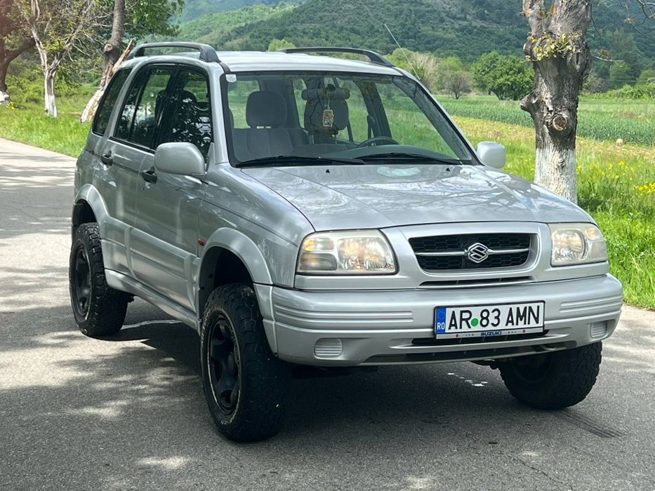Suzuki Grand Vitara 2.0 benzina 4 usi
