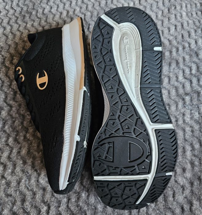 Черни маратонки Champion, 38