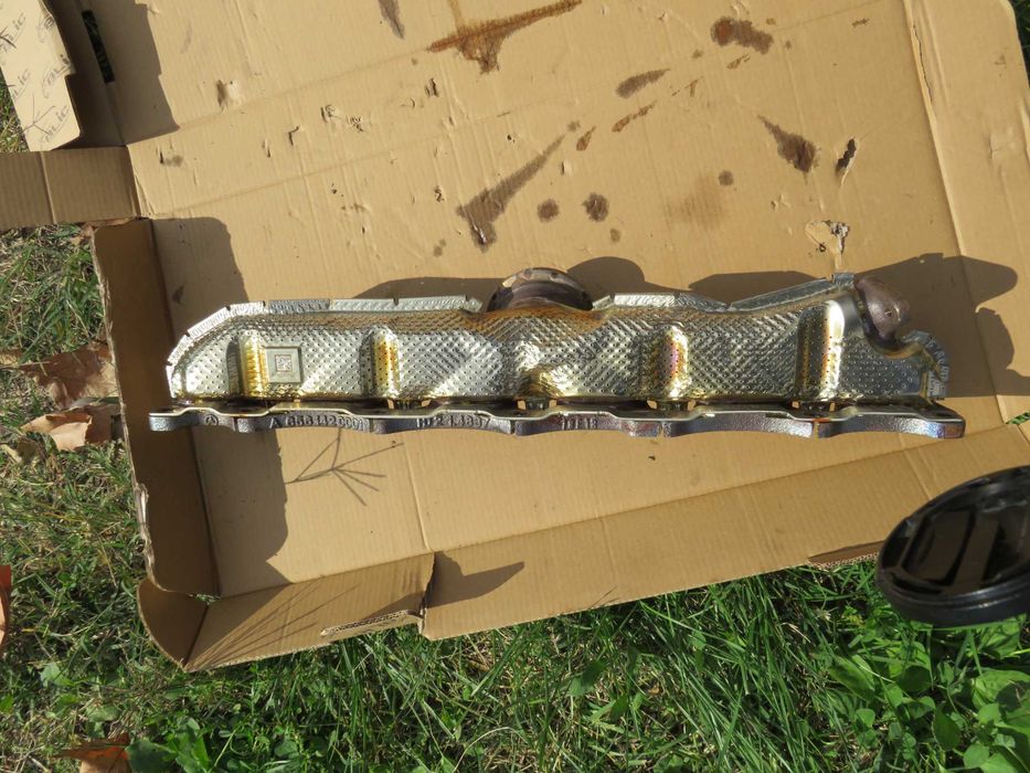 Изпускателен колектор W222 W223 S400 S350 cdi 656