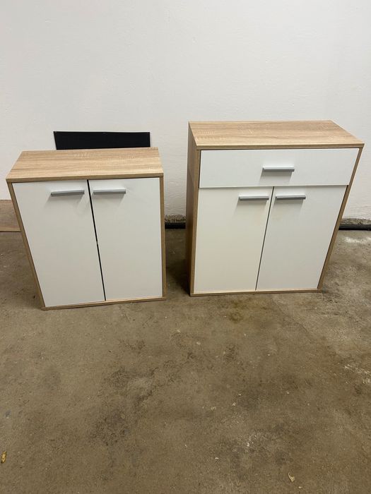 Скрин 2 броя шкафове