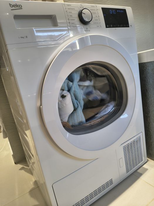 Uscător rufe Beko 9 kg prin condensare.