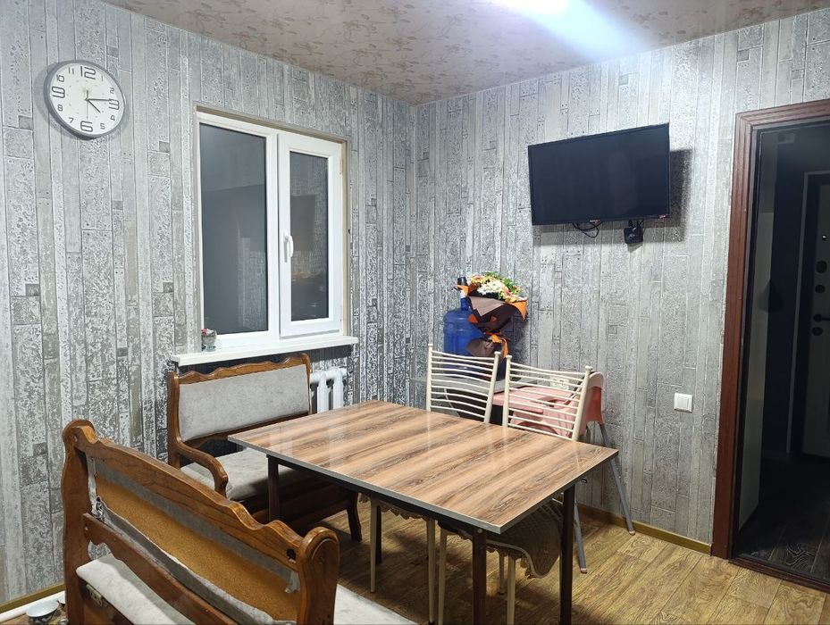 Продаю свой дом,рядом с Индексом 2.4 соток