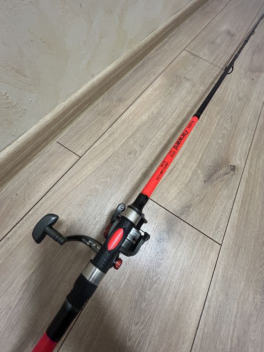 Спининг Въдица Като НОВА