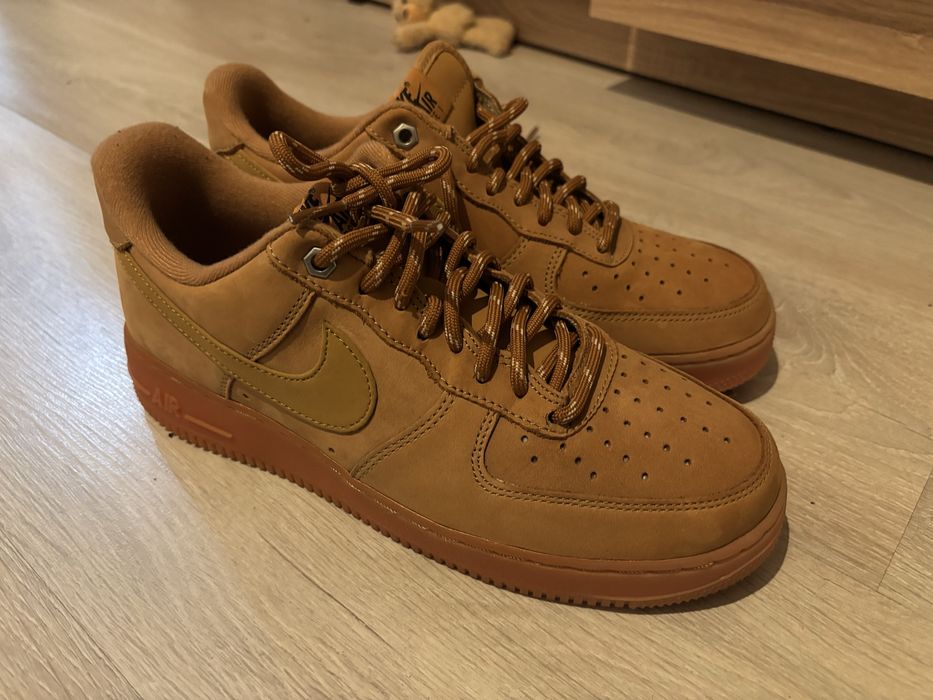 Vand adidasi nike orginali