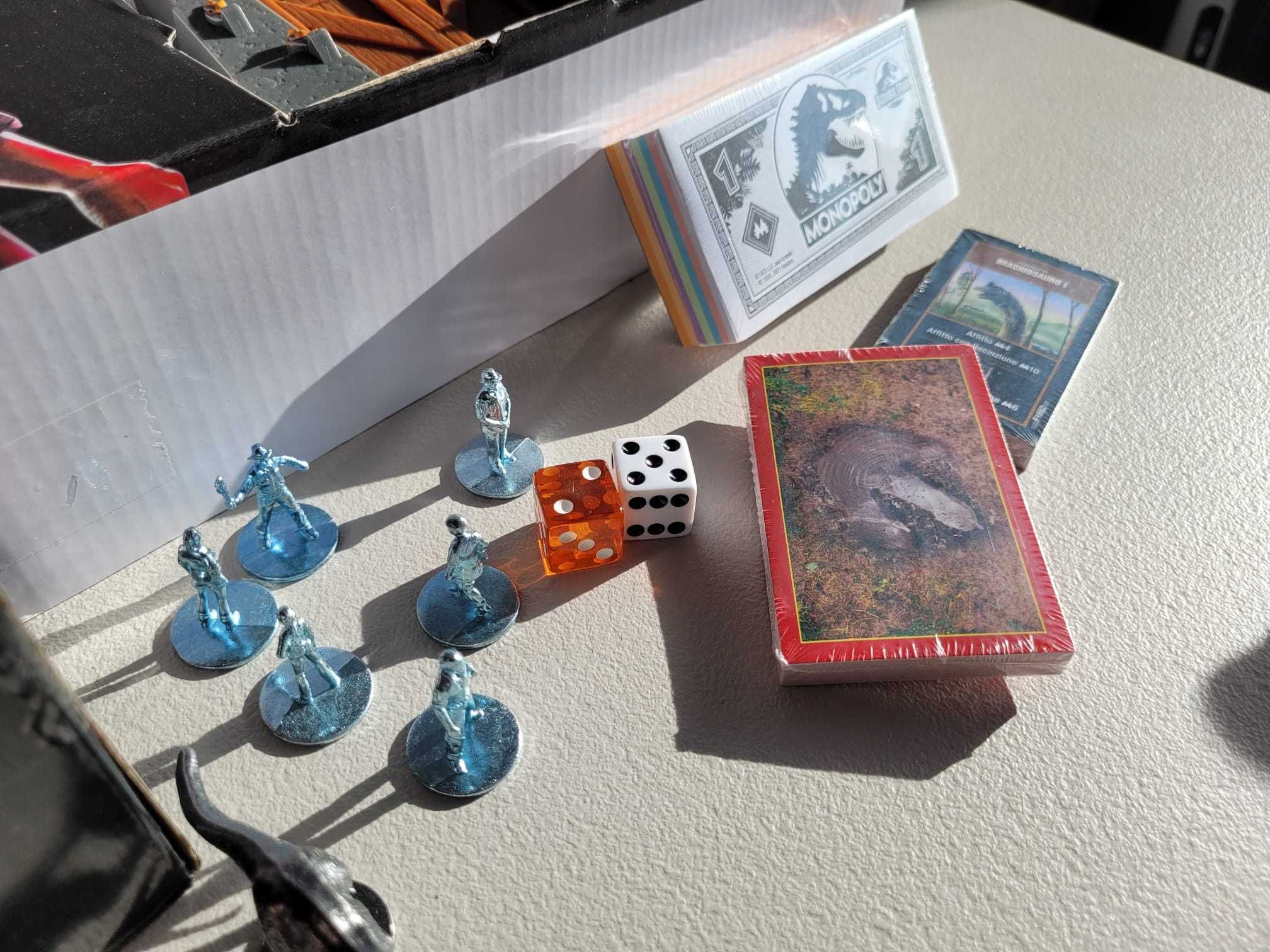 Joc de societate Monopoly: Jurassic Park - Versiune in Italiana