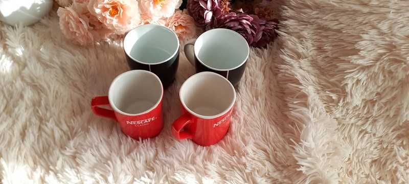 Set 2+ 2 rosu cu negru