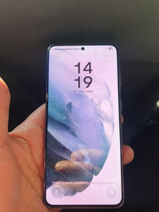 Samsung galaxy.  S 21  5 G 8/128 гб
