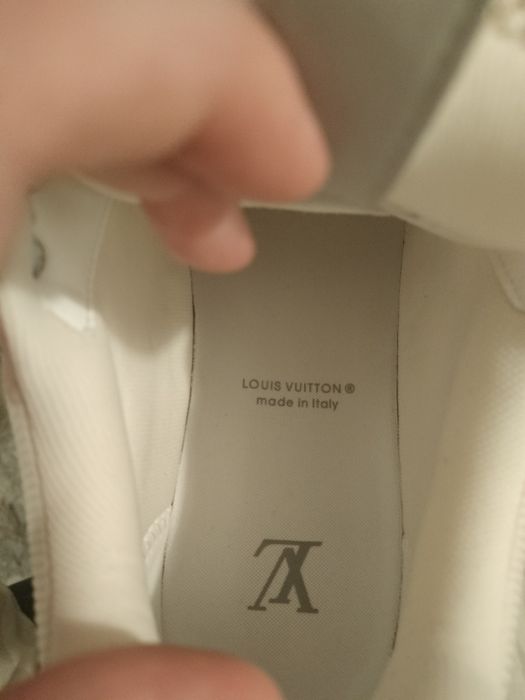 LV skate alb și gri