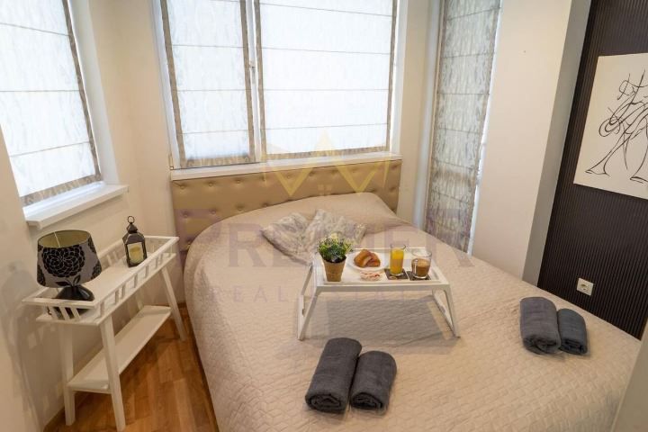 Дава се под наем Тристаен апартамент в Варна, Колхозен пазар - 70 кв.м за 433.5 € - Снимка #3