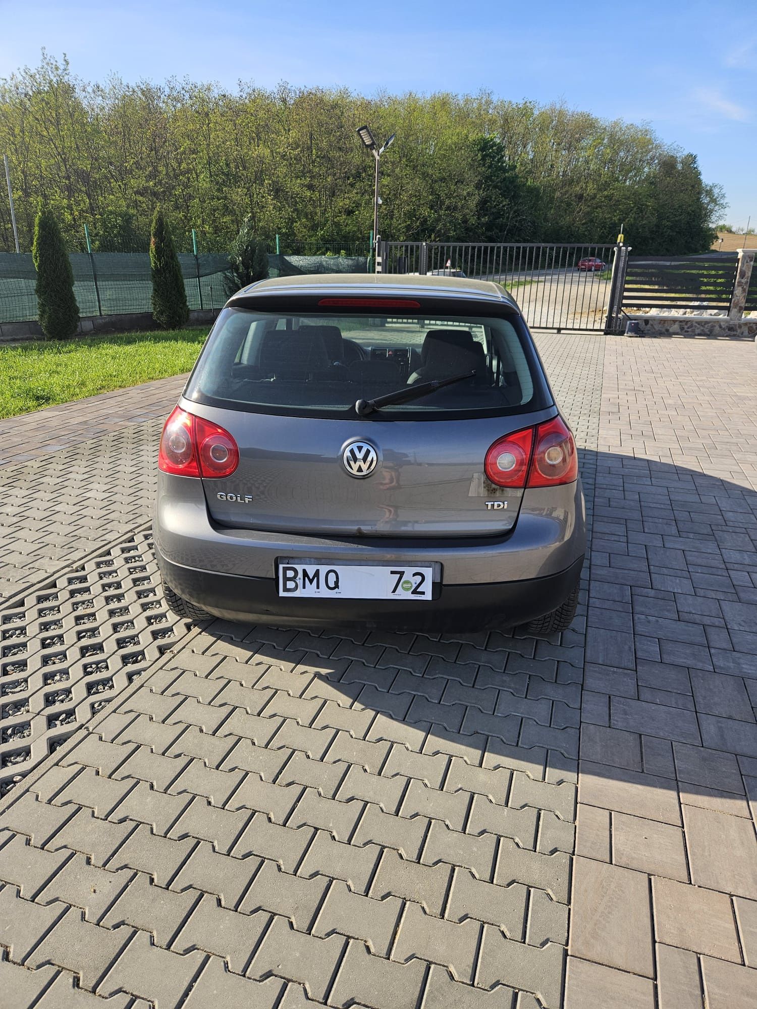 Golf 5  1.9 diesel 90 cp.an 2004