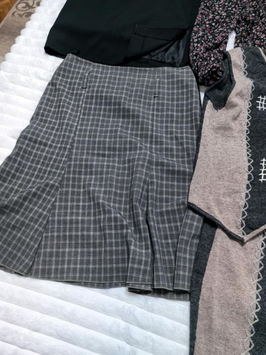 Lot fuste și bluza mărimea XL