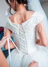 Невероятно нежное свадебное платье