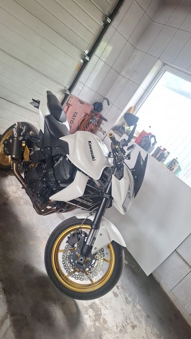 Kawasaki Z750 2012 fara ABS / variante