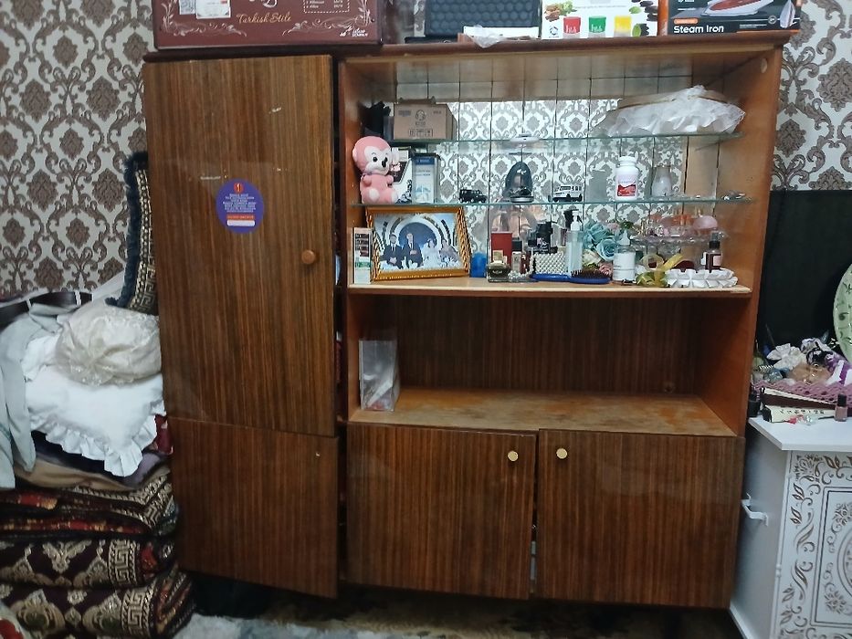 3ta shkaf sotiladi arzonga beramiz