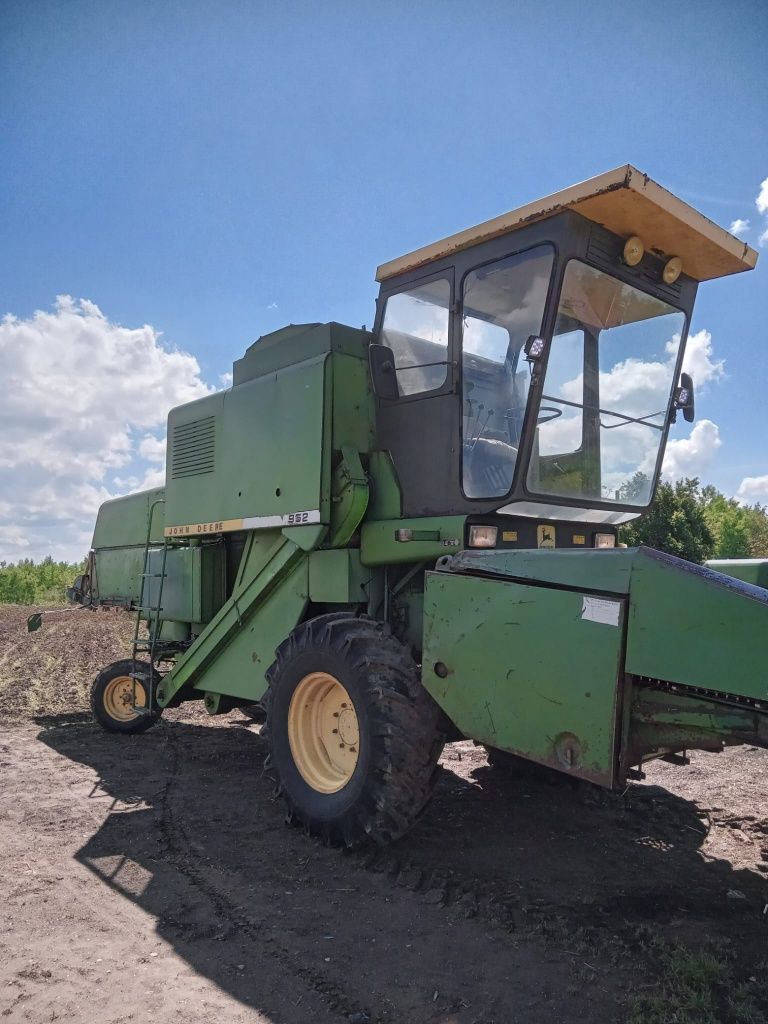 Combină agricolă John Deere 952