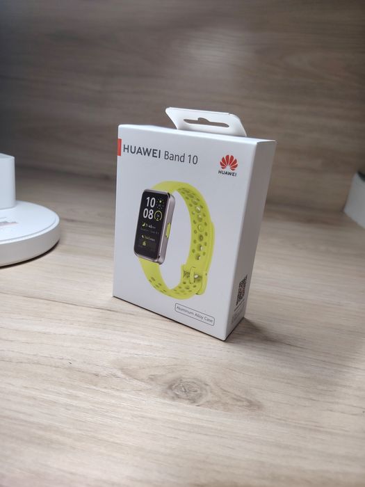 Huawei band 10 yangi