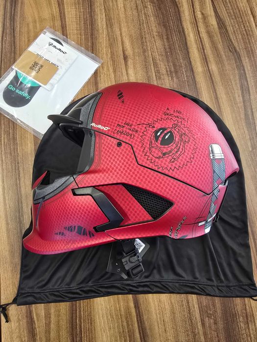 RuRoc RG2 Deadpool - Ски каска и очила