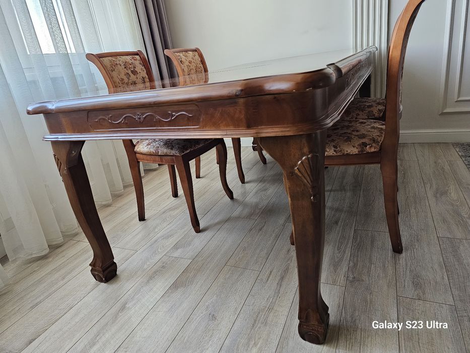 Продам стол массив из дерева