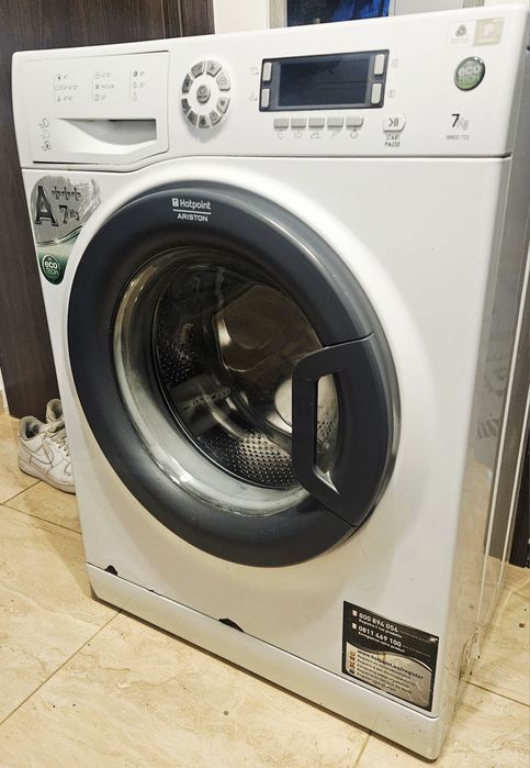 Mașina de spălat rufe Hotpoint slim folosita