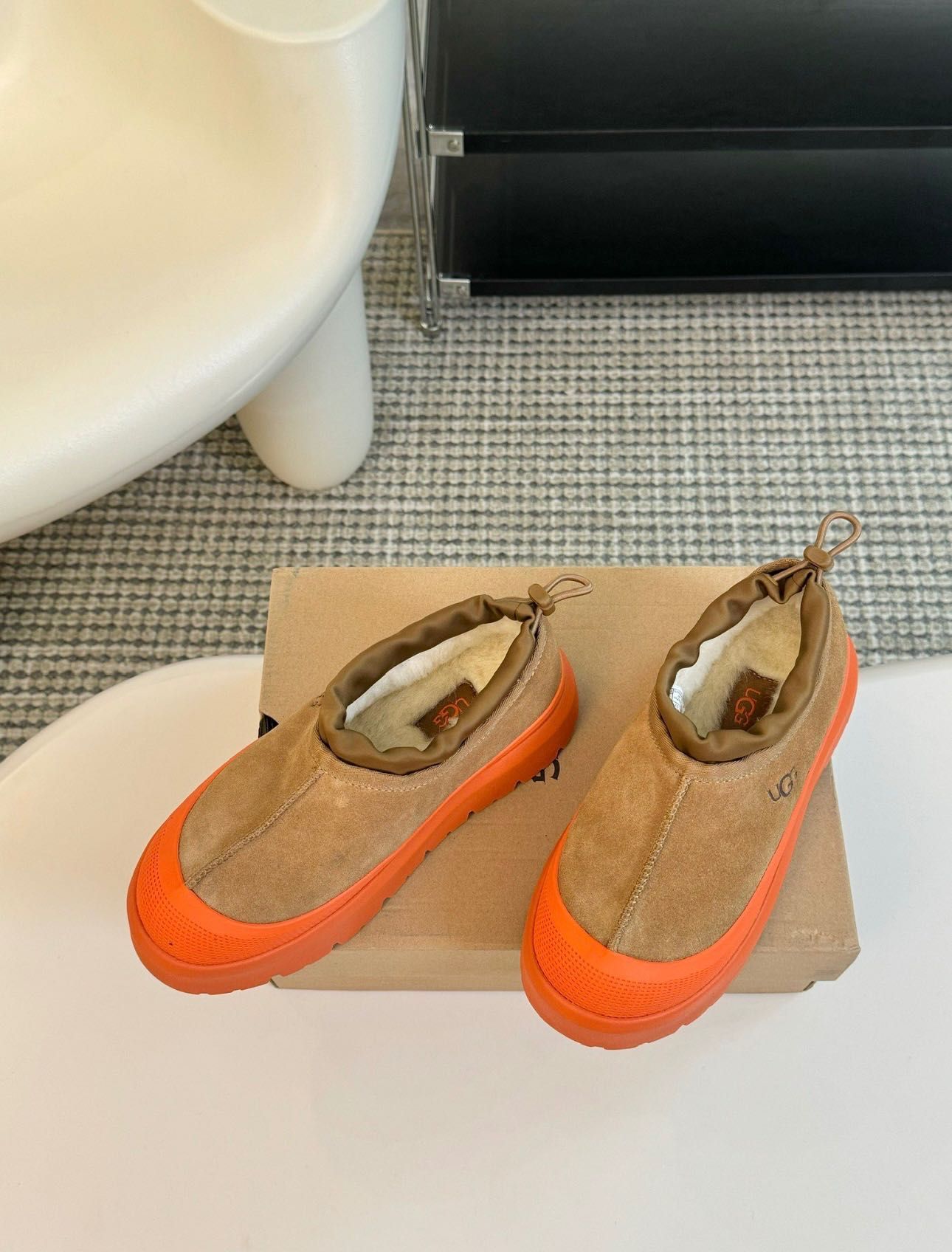 Женские зимние сапожки UGG