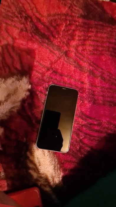 Vand sau schimb IPhone 11