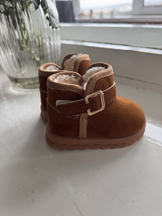 Детские ботинки угги