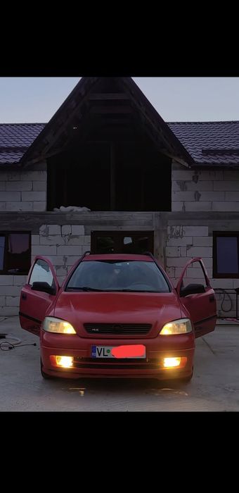Vând Opel astra g