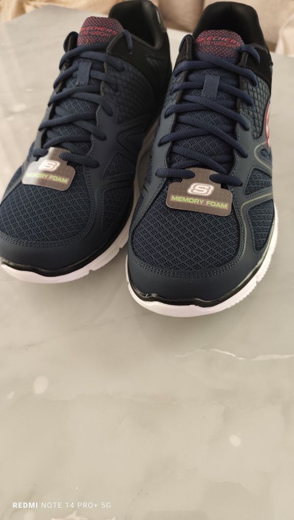 Спортни мъжки маратонки Skechers