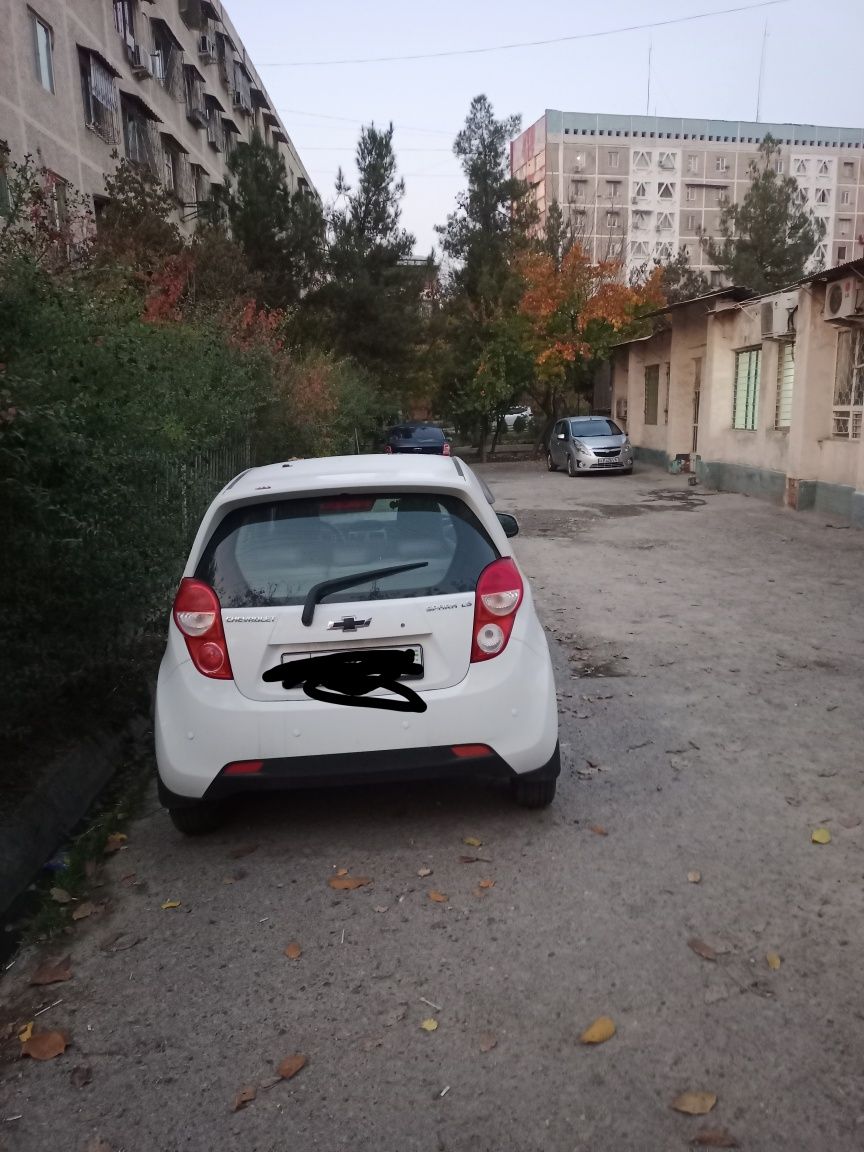 Спарк на выкуп в хорошем состоянии