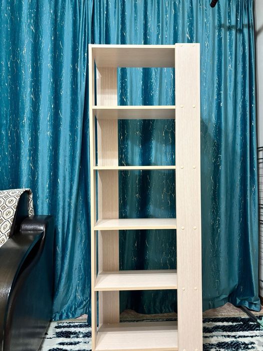 Продаю стеллаж. Подойдет для гостиной дома,офиса , кабинета