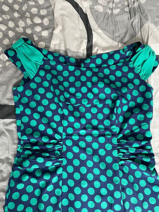 Vând rochie Mizar model conic