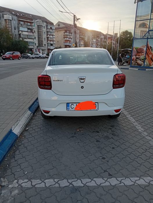 Vând Dacia Logan II