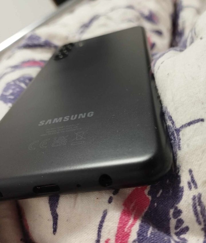 Samsung A13 5G + подарък калъф и гаранция 2 години