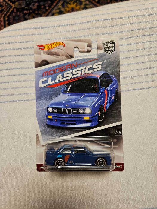 Hot wheels premium, mainline