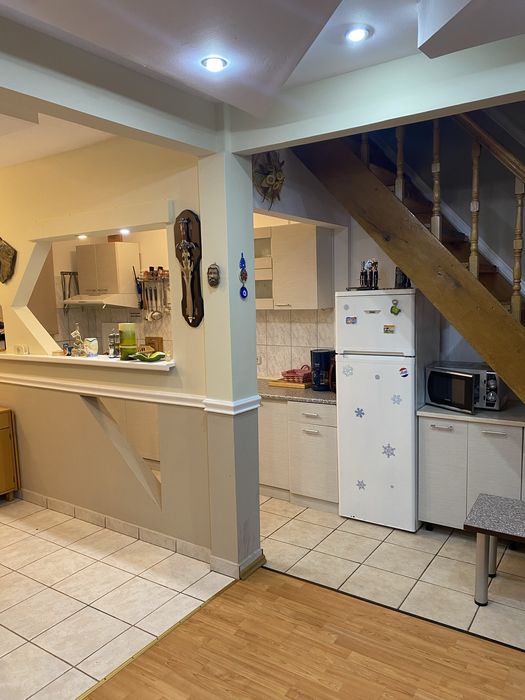 Cabană pe Valea Avrigului