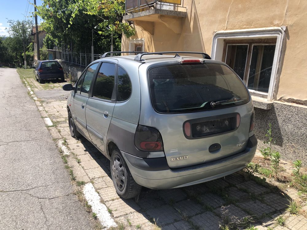 Продавам Renault megane scenic 1.9 DTI НА ЧАСТИ