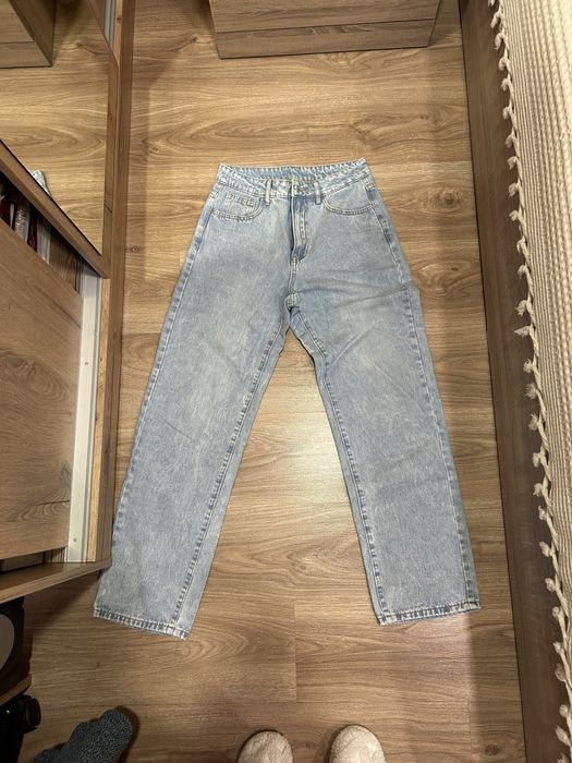 Нови светлосини дънки