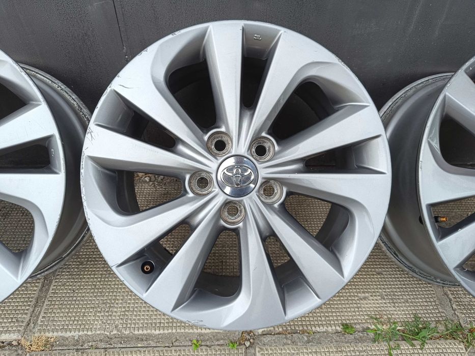 ОРИГИНАЛНИ джанти 17 '' цола  5x114,3 TOYOTA / ТОЙОТА  7J ET50