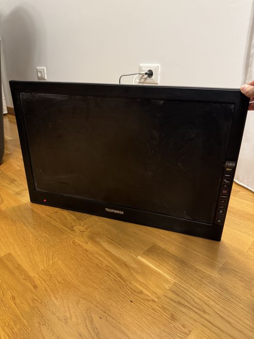Televizor TELEFUNKEN Full HD