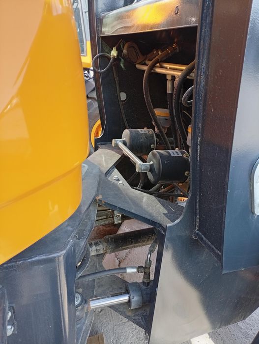 Кучли погрузчик SYZG / ZL936DF