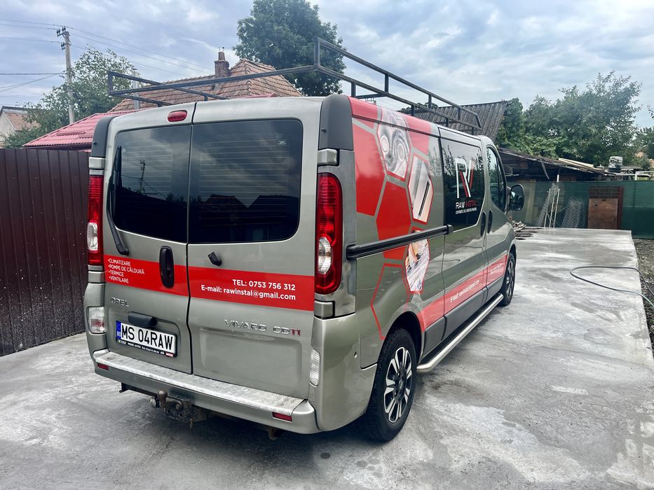 Opel Vivaro L2H2 – 2009 | Spațiu Generos | Pregătit pentru muncă!