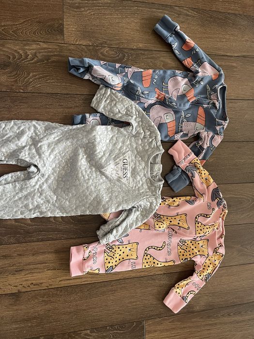 Ромпери Next, Guess