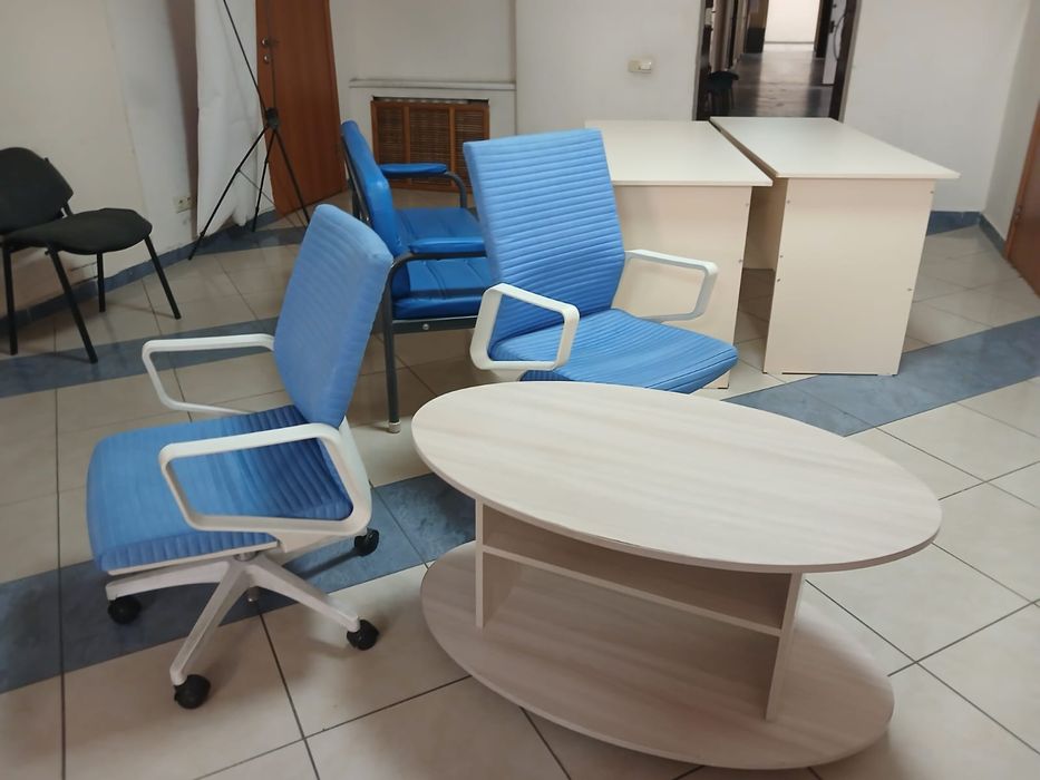 Продам офисные мебели